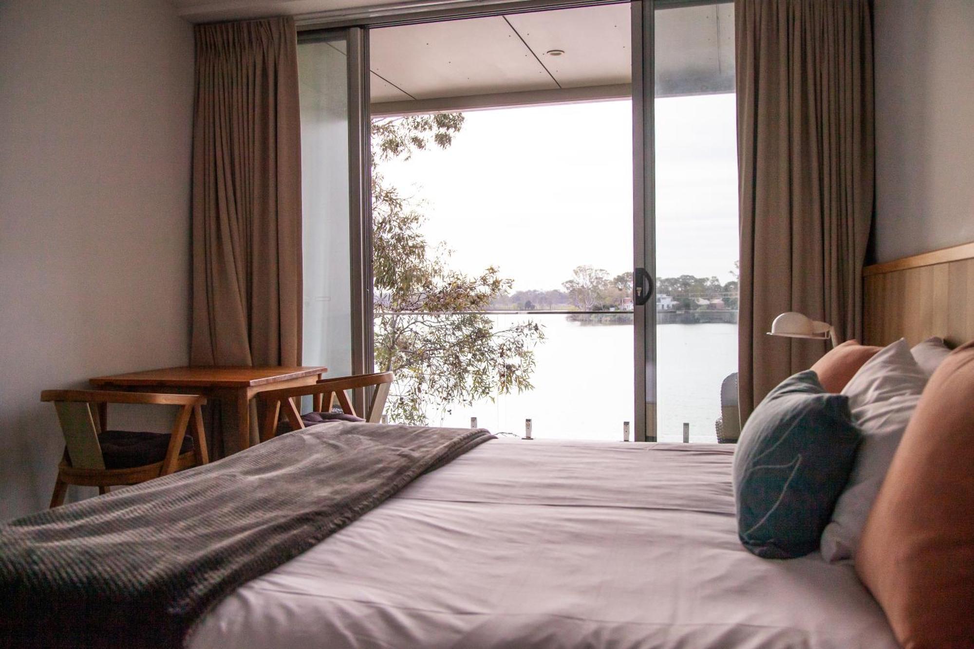 Nagambie Waterfront Motel Esterno foto