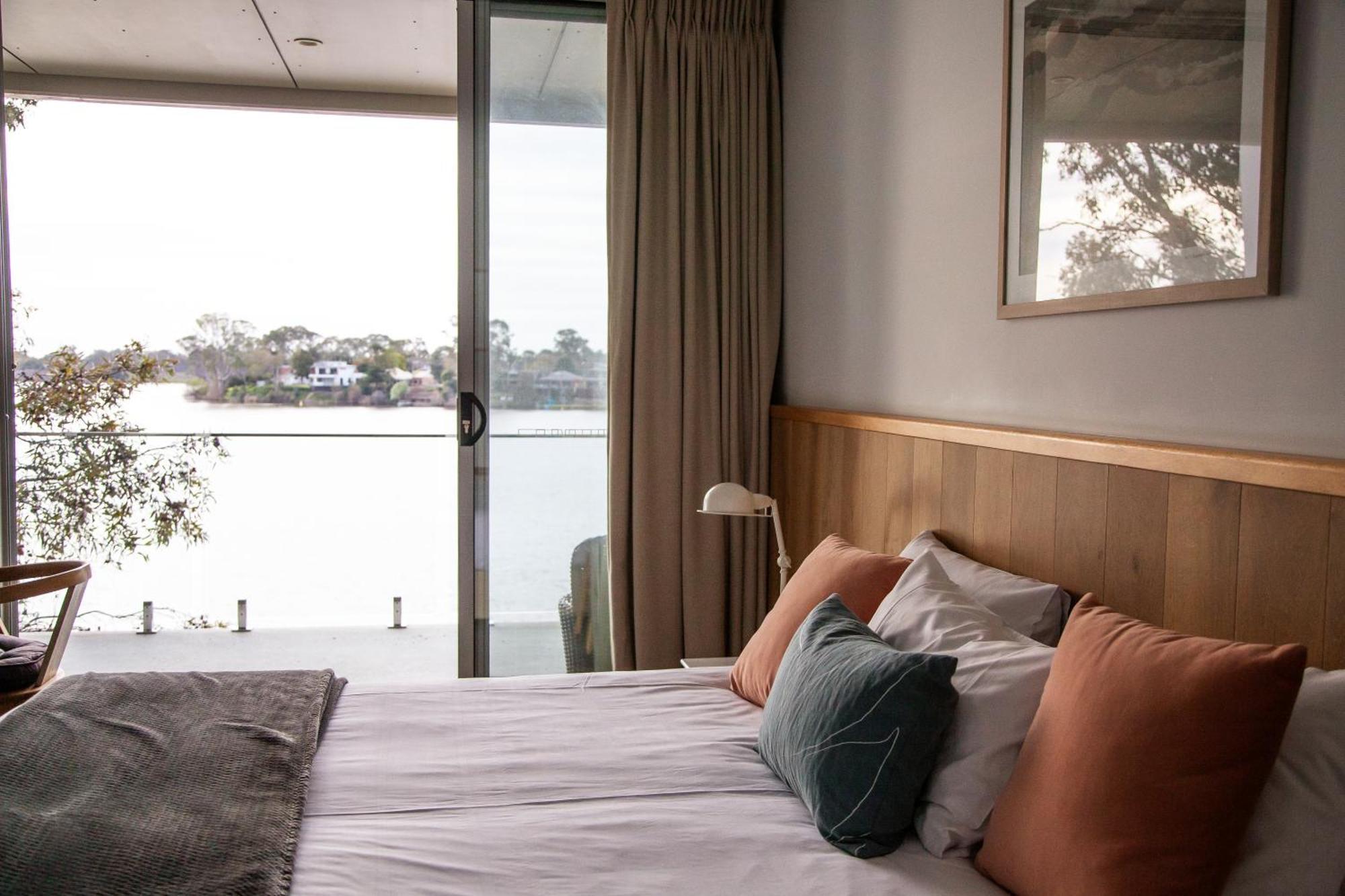 Nagambie Waterfront Motel Esterno foto